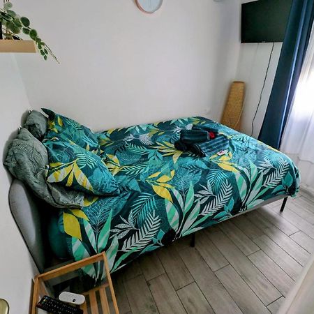 Charmant 2P, Piscine, Clim, A 5 Min De La Plage 瓦洛里 外观 照片